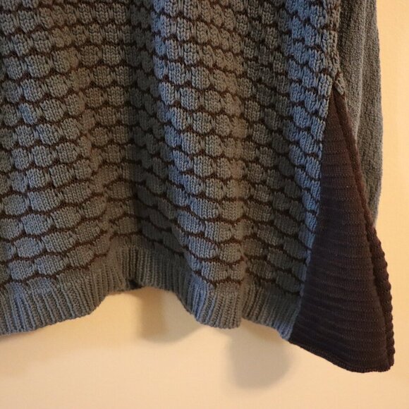 Margaret Winters blue and brown knit sweater size XL - Picture 4 of 6